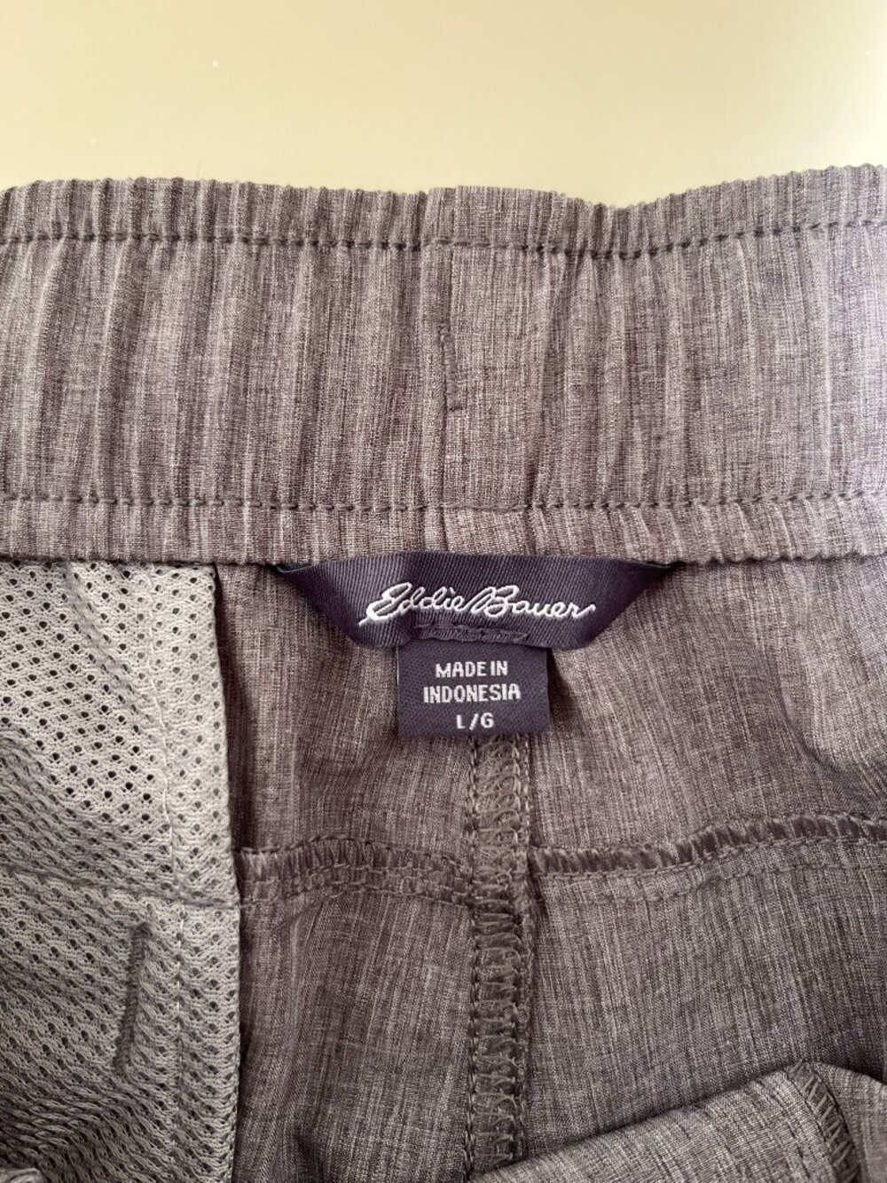 Eddie Bauer Men's Active Wear Shorts - Picture 4 of 6